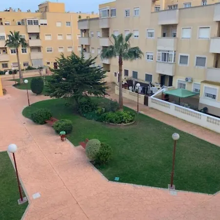 3 En La Playa De Almeria.